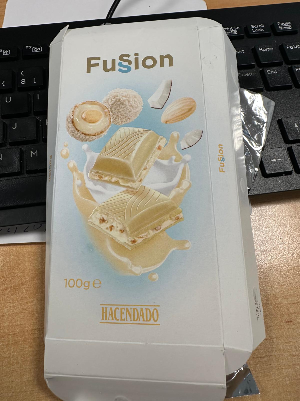Chocolate branco Fussion da Hacendado - Coisas Boas em Alta